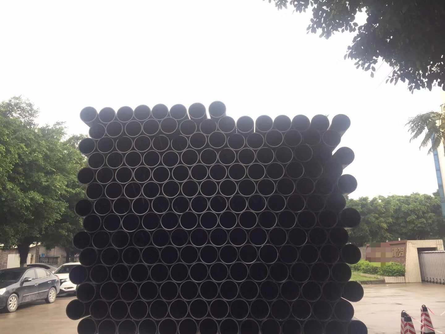 衡阳县石市水厂160*1.0MpaPE给水管卸货现场 衡阳县石市水厂160*1.0MpaPE给水管卸货现场